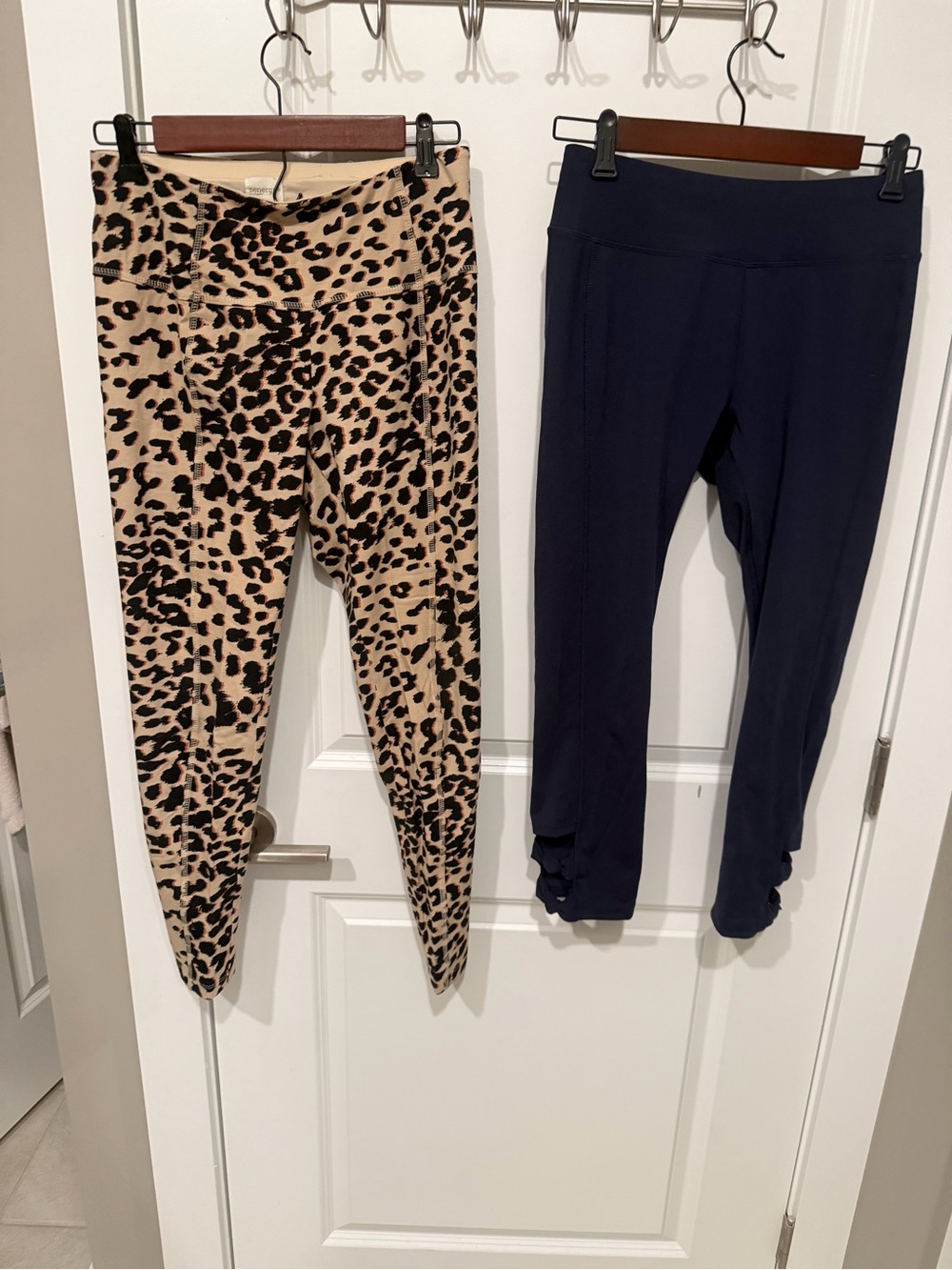 Chico’s Zenergy Leopard Print High-Waist Leggings - & Blue Leggings Dup